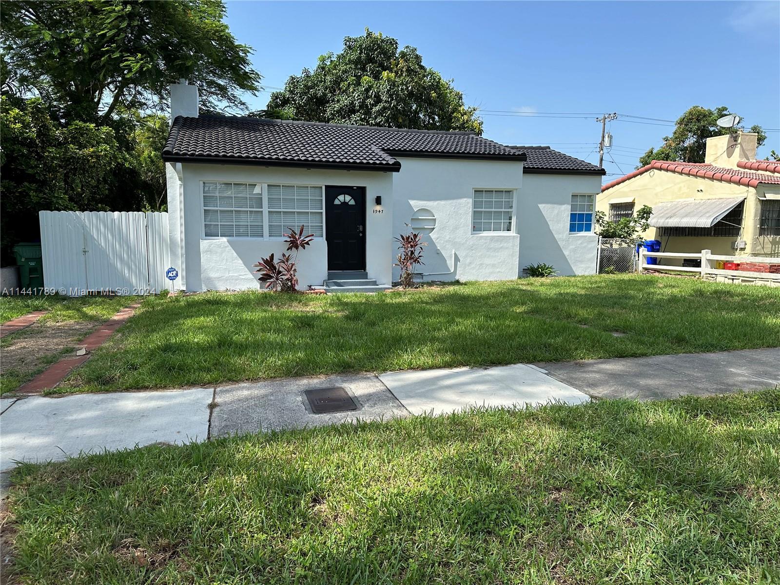 1947 SW 16th Ter, Miami, Florida 33145, 4 Bedrooms Bedrooms, ,3 BathroomsBathrooms,Residential,For Sale,1947 SW 16th Ter,A11441789