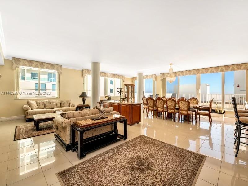 5005 Collins Ave PH05, Miami Beach, Florida 33140, 2 Bedrooms Bedrooms, ,2 BathroomsBathrooms,Residential,For Sale,5005 Collins Ave PH05,A11440299