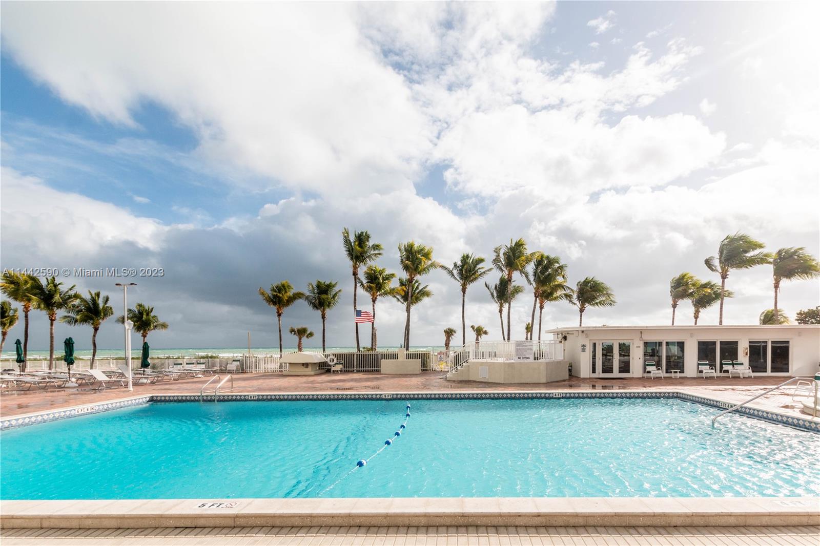 5005 Collins Ave 808, Miami Beach, Florida 33140, 2 Bedrooms Bedrooms, ,2 BathroomsBathrooms,Residential,For Sale,5005 Collins Ave 808,A11442590