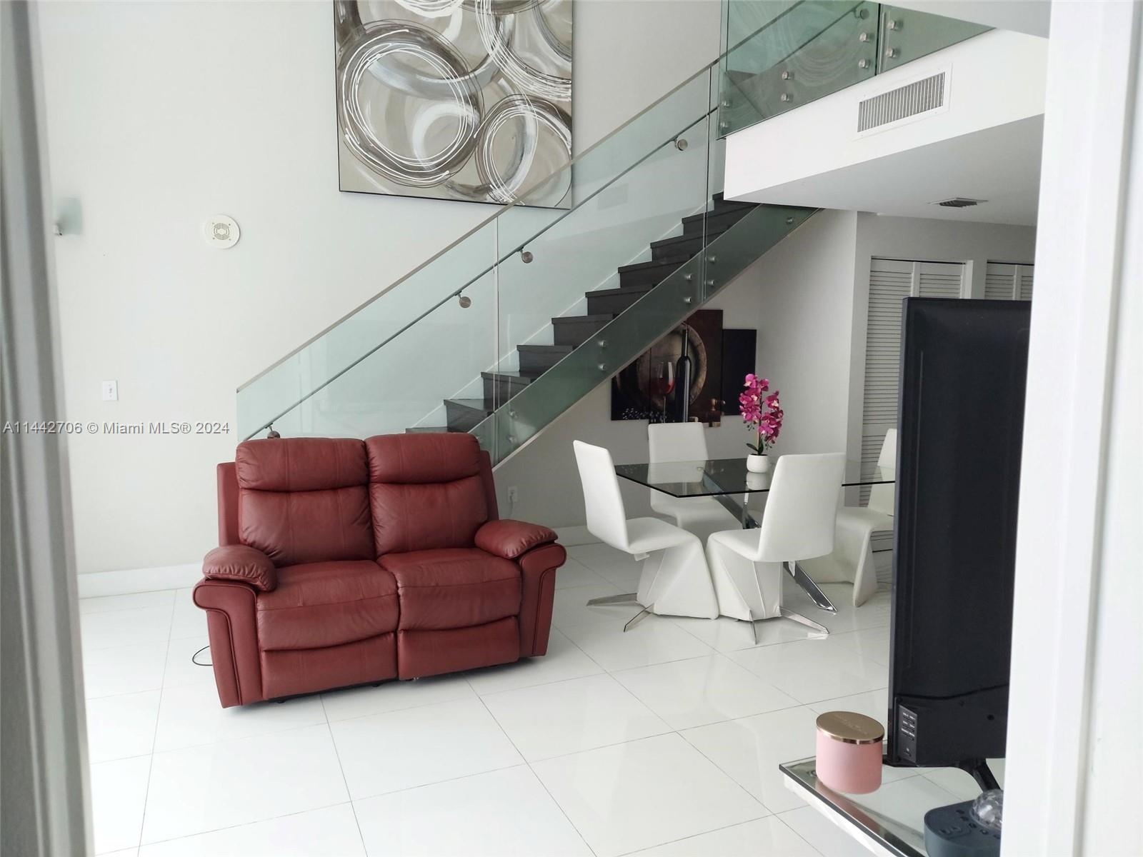 244 Biscayne Blvd 452, Miami, Florida 33132, 2 Bedrooms Bedrooms, ,1 BathroomBathrooms,Residentiallease,For Rent,244 Biscayne Blvd 452,A11442706