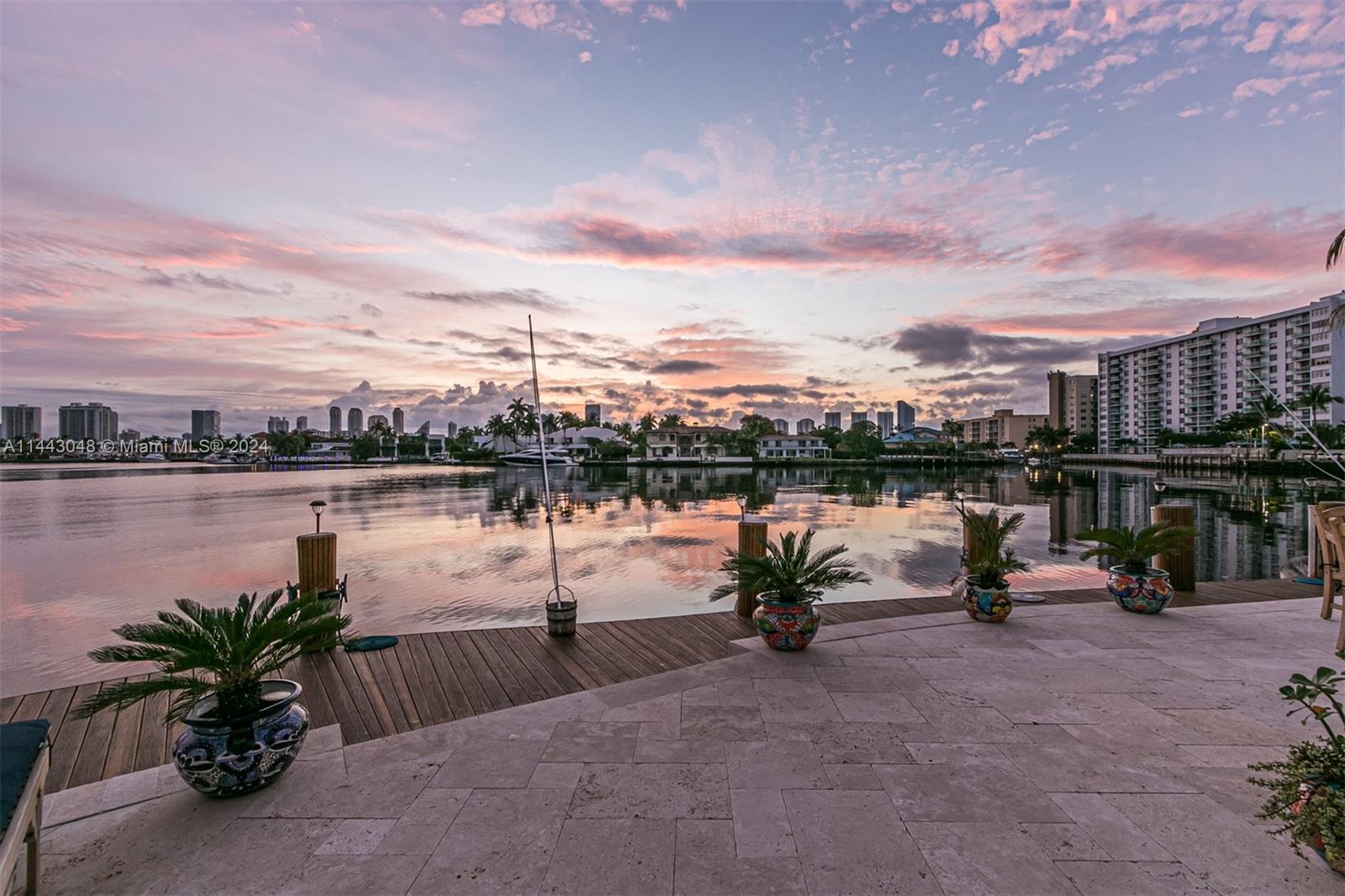 2785 NE 165th Ter 90 Feet Dock, North Miami Beach, Florida 33160, 3 Bedrooms Bedrooms, ,2 BathroomsBathrooms,Residential,For Sale,2785 NE 165th Ter 90 Feet Dock,A11443048