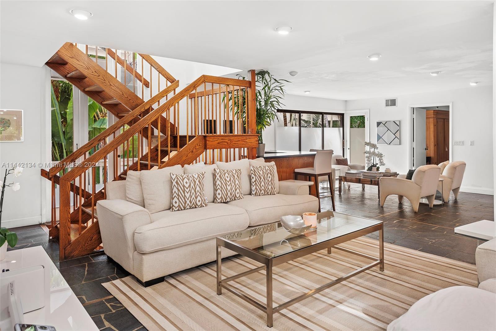 3821 Carole Ct, Miami, FL, 33133 United States, 4 Bedrooms Bedrooms, ,4 BathroomsBathrooms,Residential,For Sale,Carole Ct,A11442134