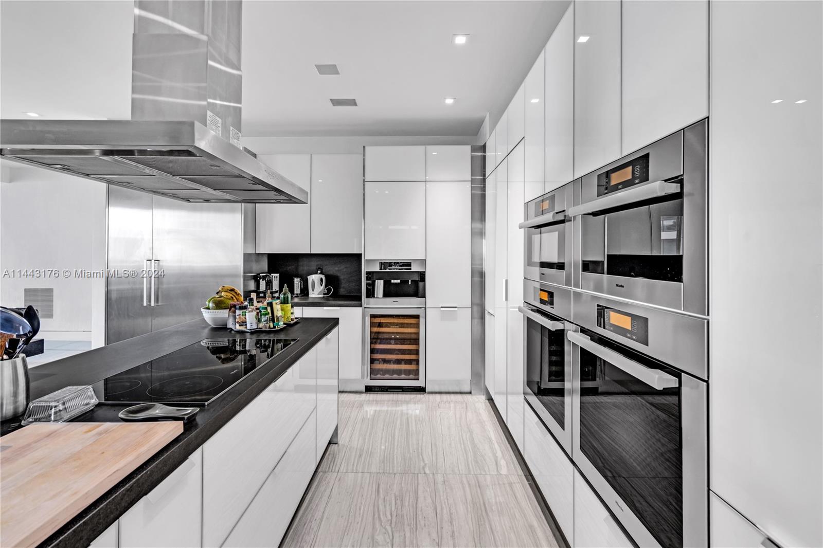 3535 Hiawatha Ave, Miami, FL, 33133 United States, 4 Bedrooms Bedrooms, ,5 BathroomsBathrooms,Residential,For Sale,Hiawatha Ave,A11443176