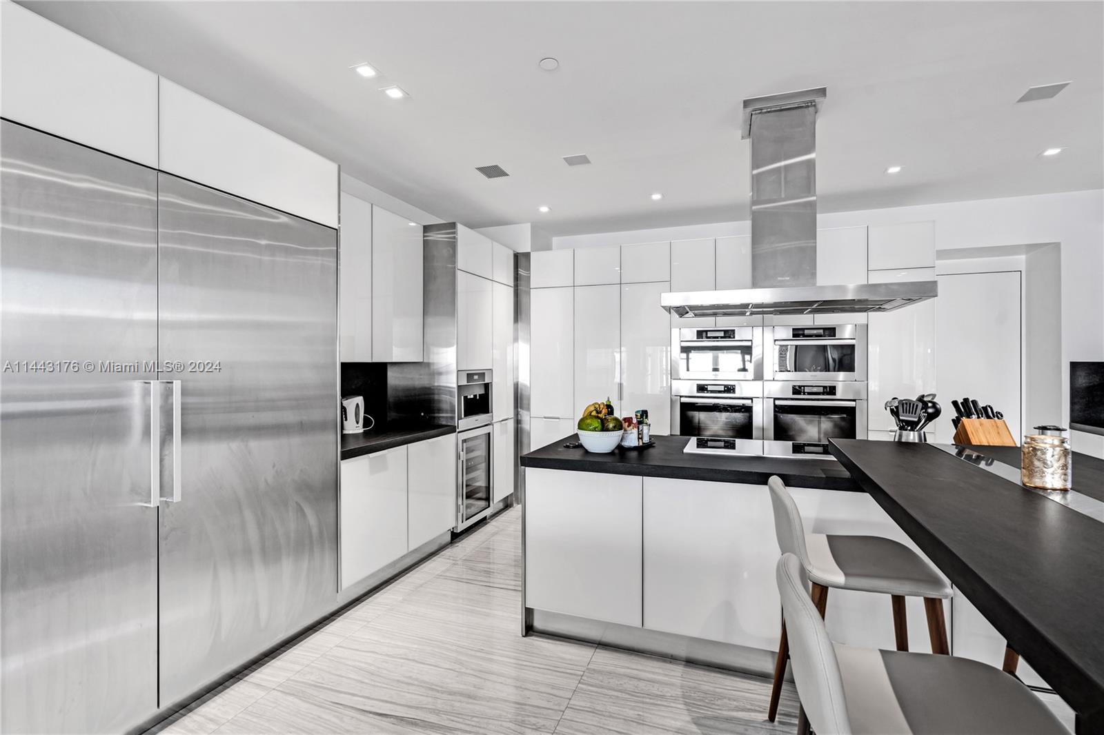 3535 Hiawatha Ave, Miami, FL, 33133 United States, 4 Bedrooms Bedrooms, ,5 BathroomsBathrooms,Residential,For Sale,Hiawatha Ave,A11443176