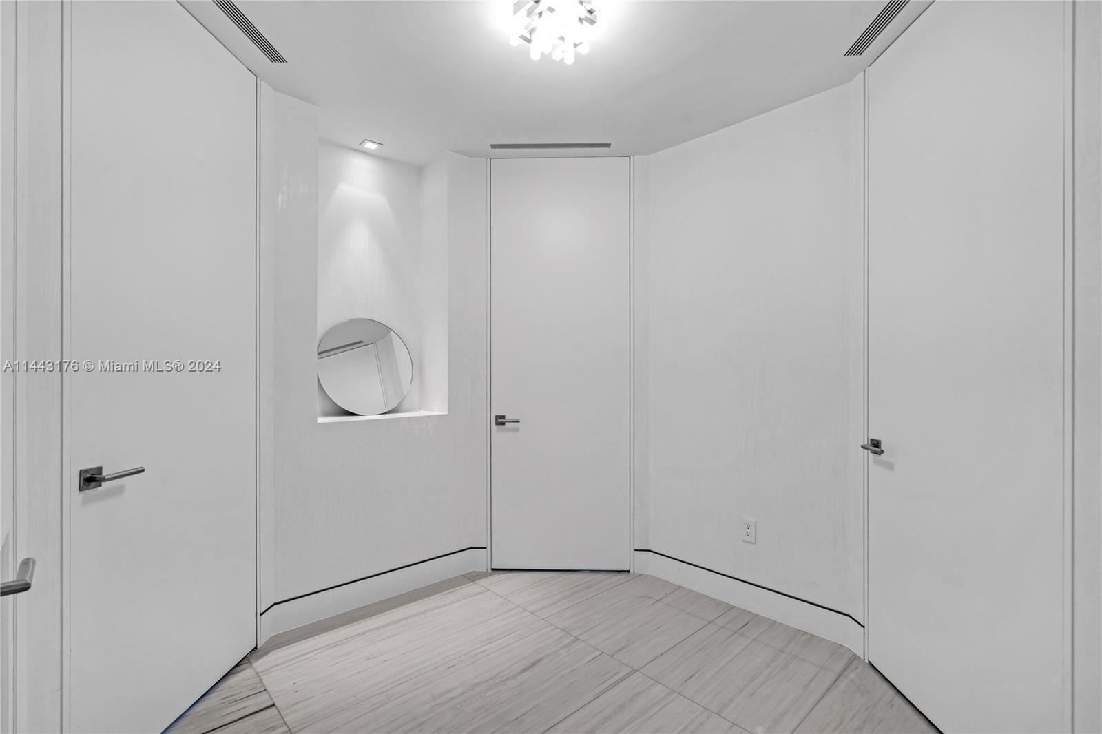 3535 Hiawatha Ave, Miami, FL, 33133 United States, 4 Bedrooms Bedrooms, ,5 BathroomsBathrooms,Residential,For Sale,Hiawatha Ave,A11443176