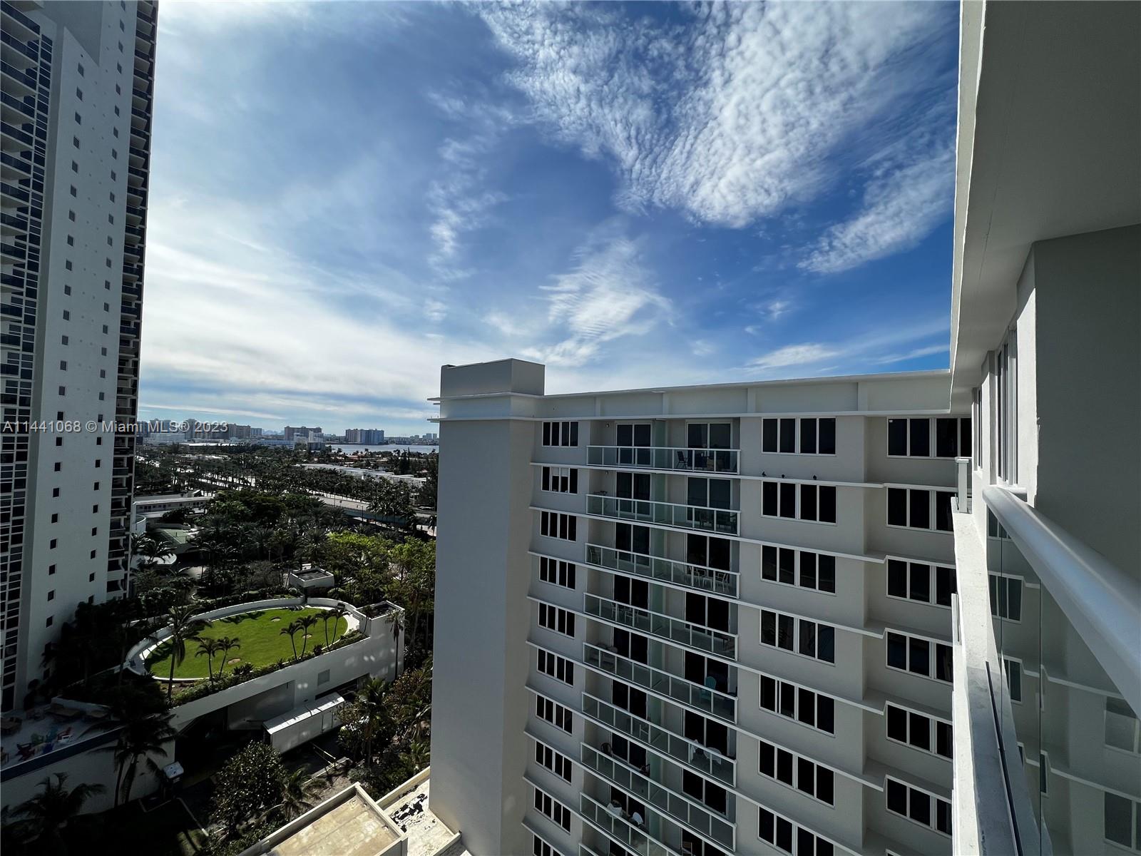 19201 Collins Ave 1105, Sunny Isles Beach, FL 33160, ,1 BathroomBathrooms,Residential,For Sale,Collins Ave,A11441068