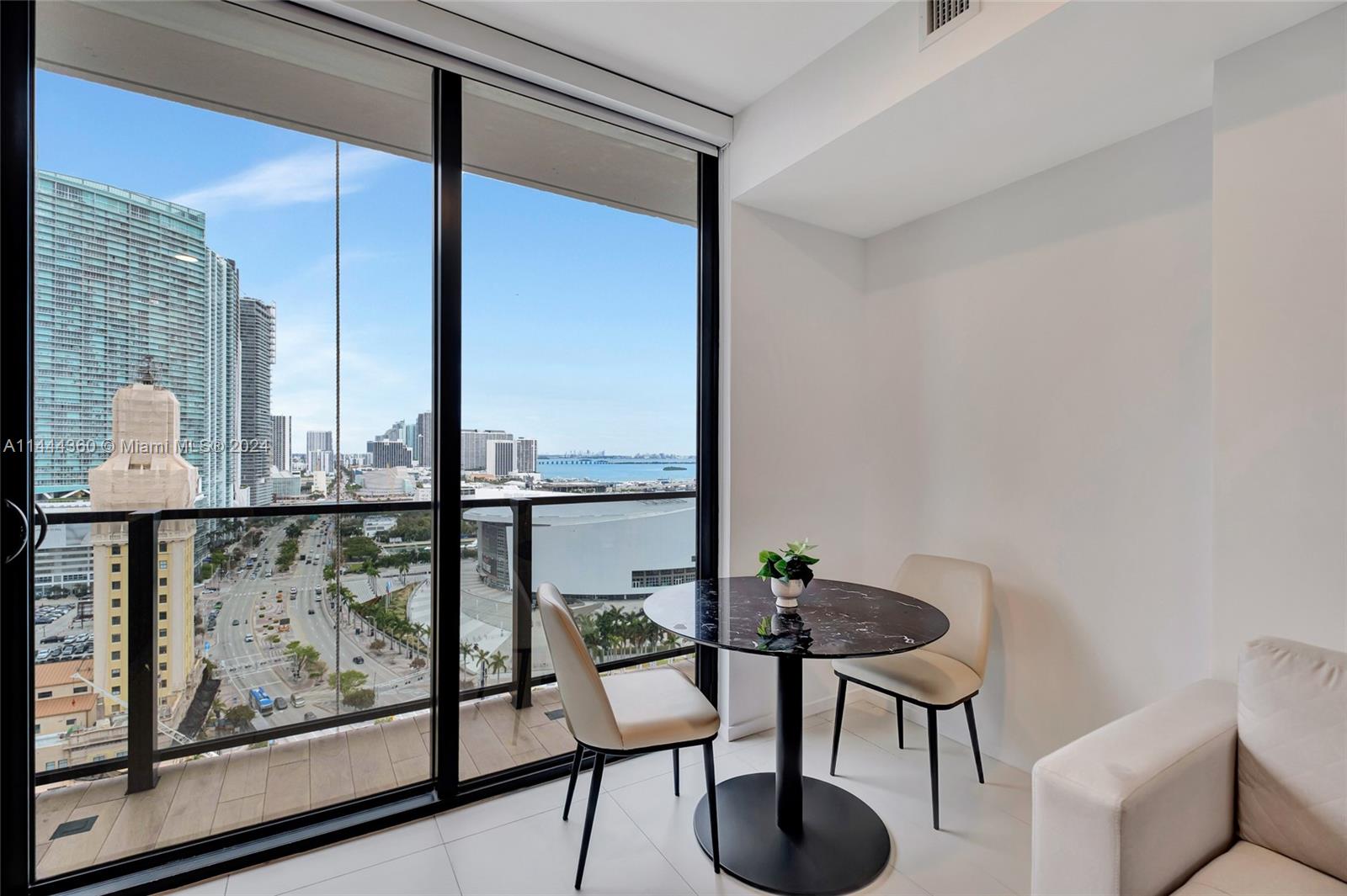 398 NE 5 1407, Miami, Florida 33132, ,1 BathroomBathrooms,Residential,For Sale,398 NE 5 1407,A11444360