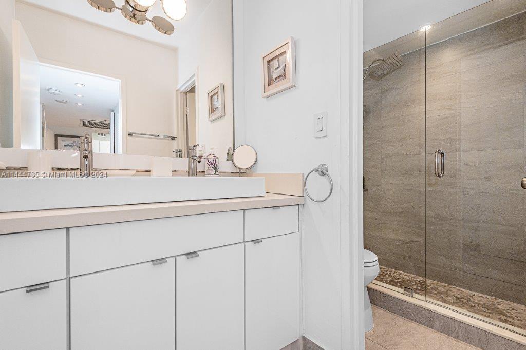 100 Lincoln Rd 410, Miami Beach, Florida 33139, 1 Bedroom Bedrooms, ,1 BathroomBathrooms,Residential,For Sale,100 Lincoln Rd 410,A11444735