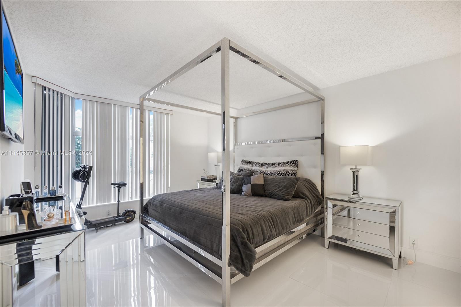 3400 192nd St, Aventura, FL, 33180 United States, 2 Bedrooms Bedrooms, ,2 BathroomsBathrooms,Residential,For Sale,192nd St,A11445357