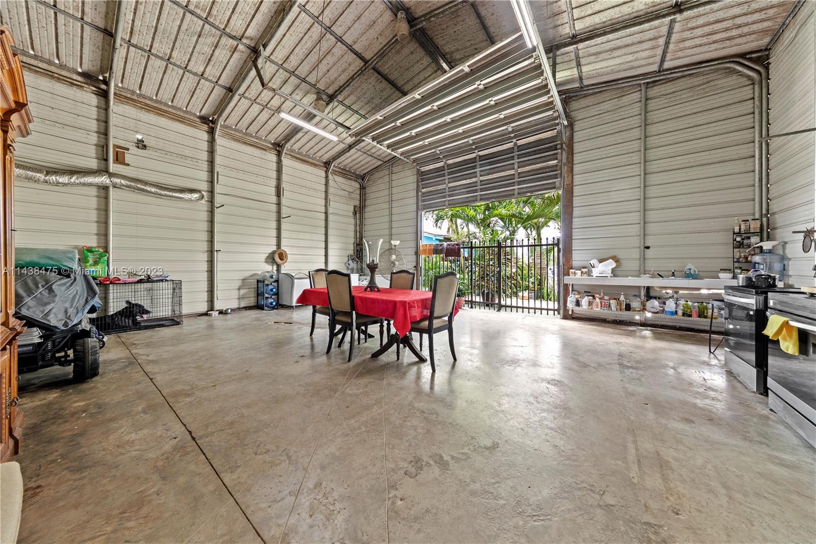 /LD great space w loft