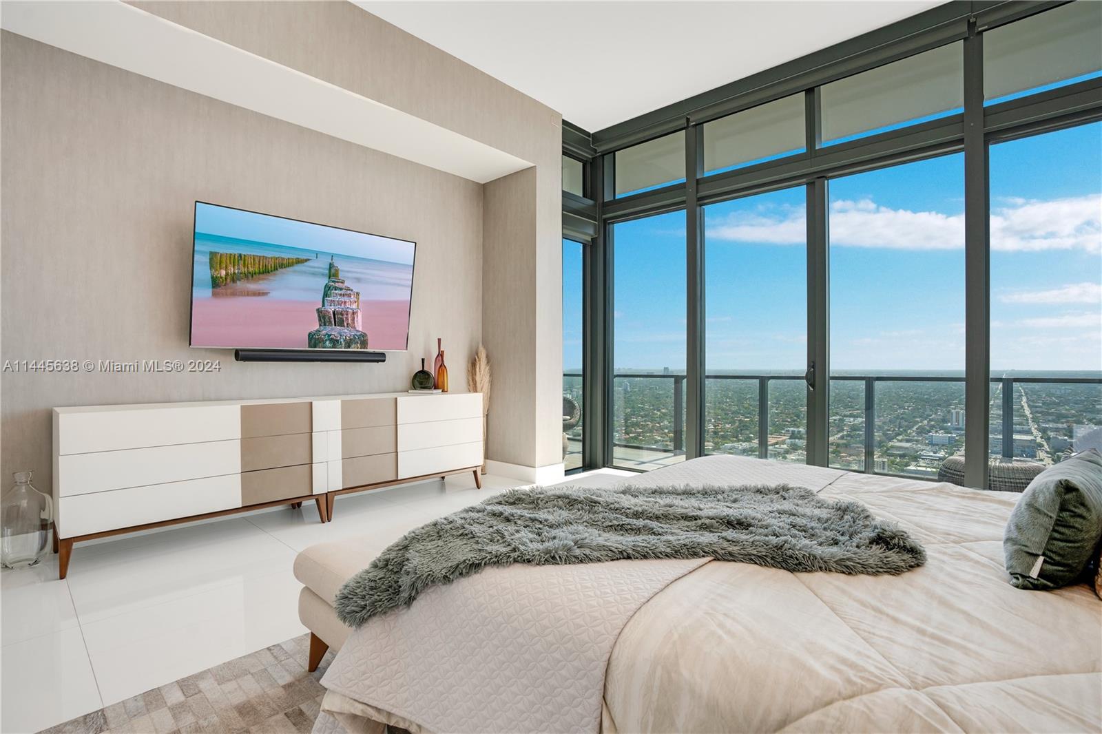 88 7th St, Miami, FL, 33130 United States, 4 Bedrooms Bedrooms, ,4 BathroomsBathrooms,Residential,For Sale,7th St,A11445638