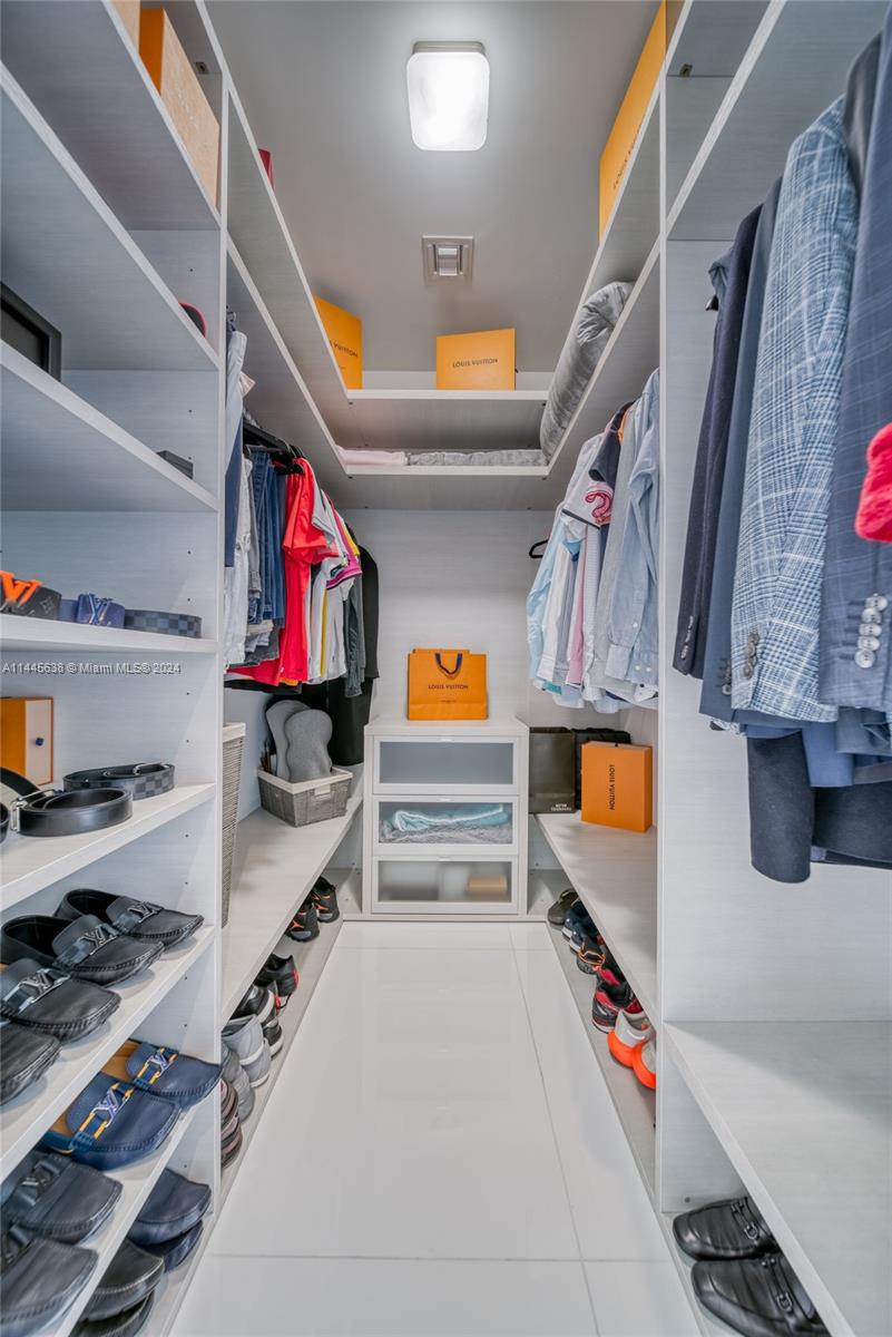 88 7th St, Miami, FL, 33130 United States, 4 Bedrooms Bedrooms, ,4 BathroomsBathrooms,Residential,For Sale,7th St,A11445638