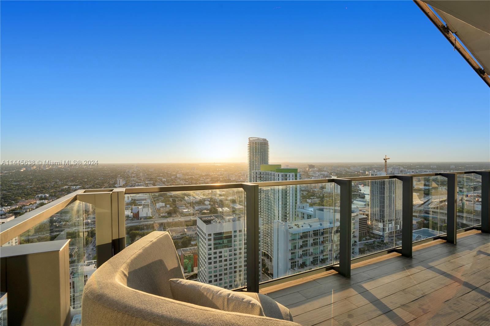 88 7th St, Miami, FL, 33130 United States, 4 Bedrooms Bedrooms, ,4 BathroomsBathrooms,Residential,For Sale,7th St,A11445638