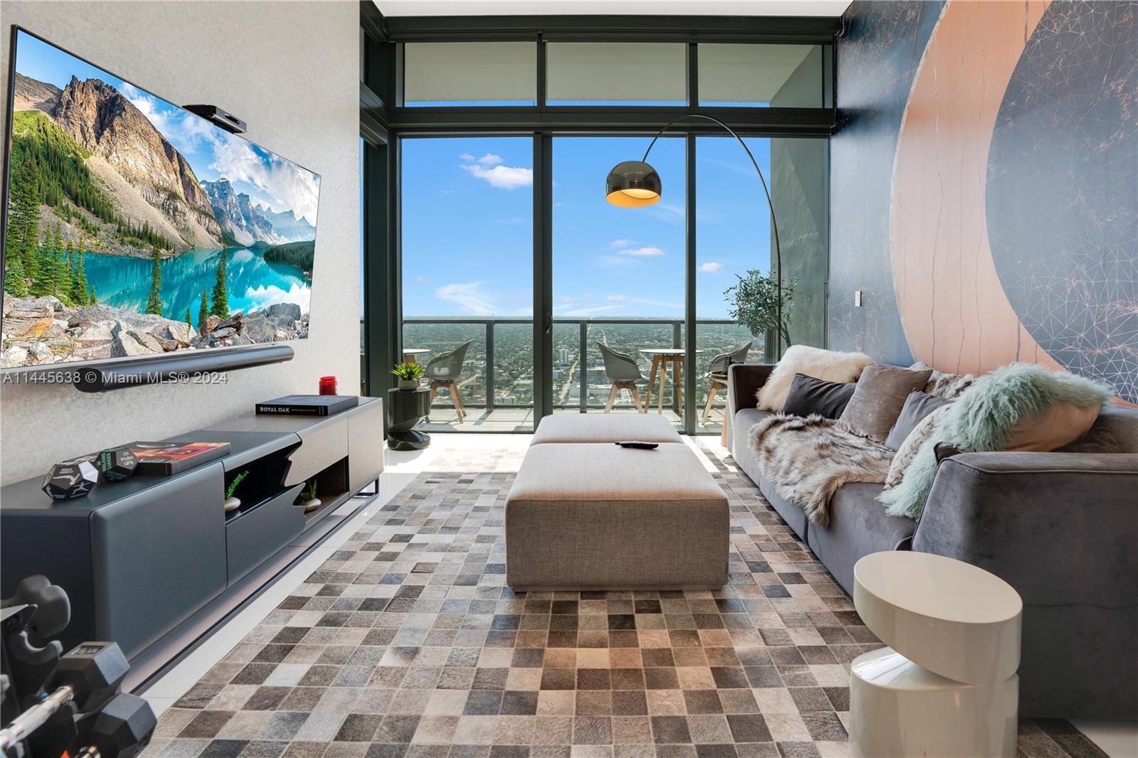 88 7th St, Miami, FL, 33130 United States, 4 Bedrooms Bedrooms, ,4 BathroomsBathrooms,Residential,For Sale,7th St,A11445638