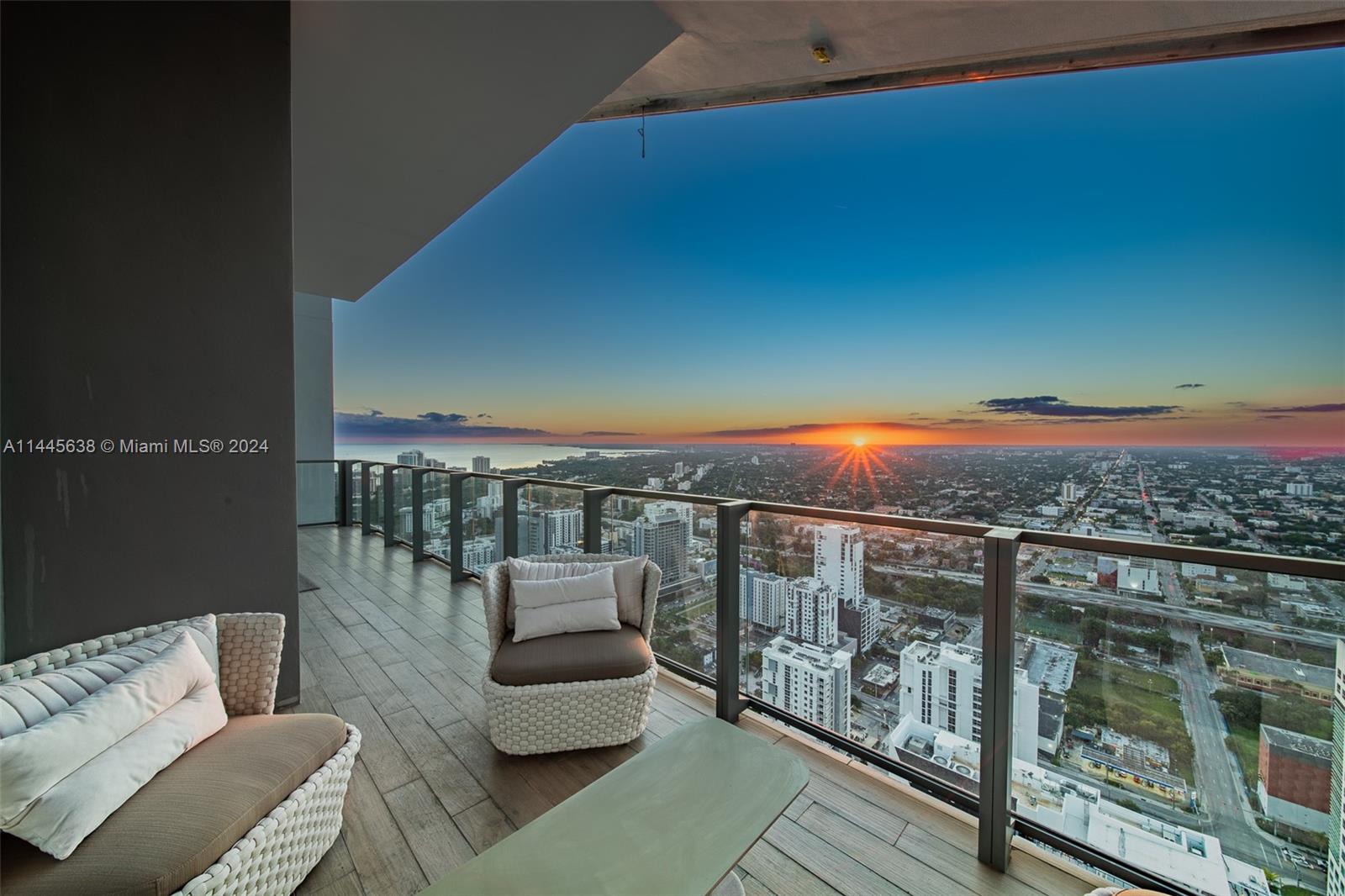 88 7th St, Miami, FL, 33130 United States, 4 Bedrooms Bedrooms, ,4 BathroomsBathrooms,Residential,For Sale,7th St,A11445638