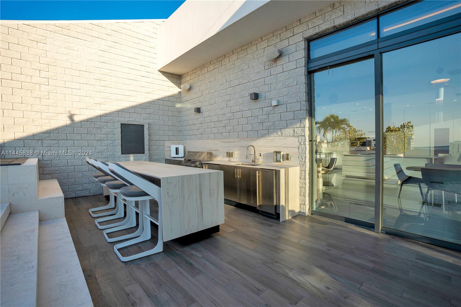 88 7th St, Miami, FL, 33130 United States, 4 Bedrooms Bedrooms, ,4 BathroomsBathrooms,Residential,For Sale,7th St,A11445638