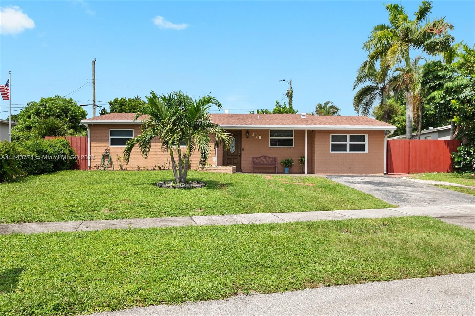 425 64th Ter, Margate, FL, 33068 United States, 3 Bedrooms Bedrooms, ,2 BathroomsBathrooms,Residential,For Sale,64th Ter,A11443774