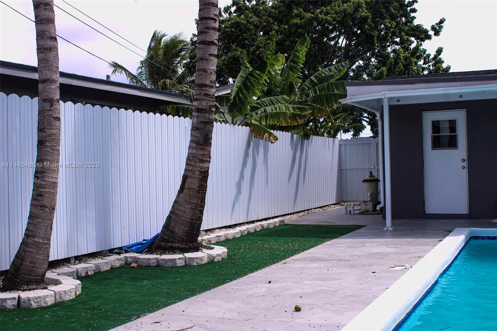 Residential, Hollywood, Florida image 8