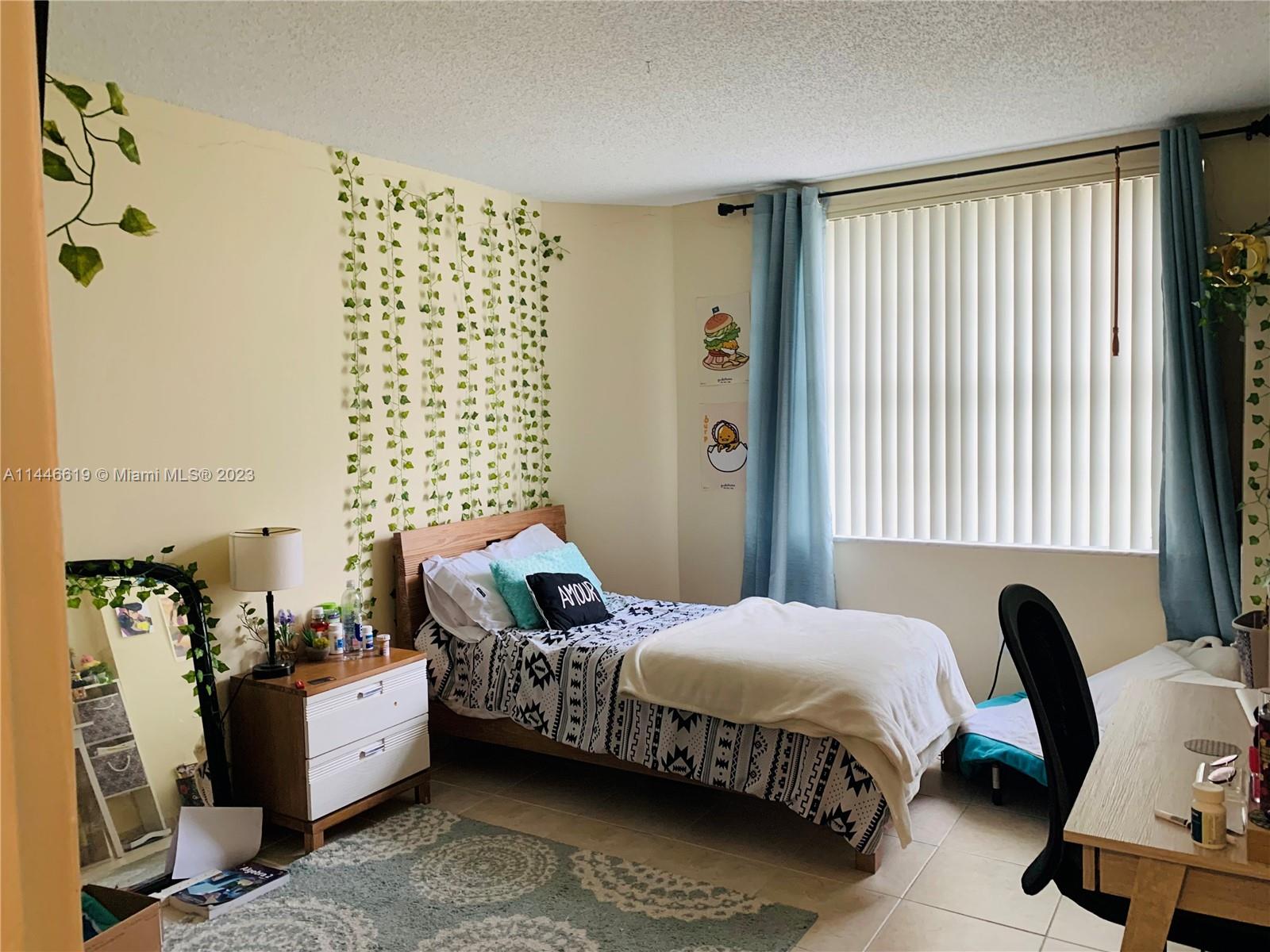 1985 S Ocean Dr 2G, Hallandale Beach, Florida 33009, 2 Bedrooms Bedrooms, ,2 BathroomsBathrooms,Residential,For Sale,1985 S Ocean Dr 2G,A11446619