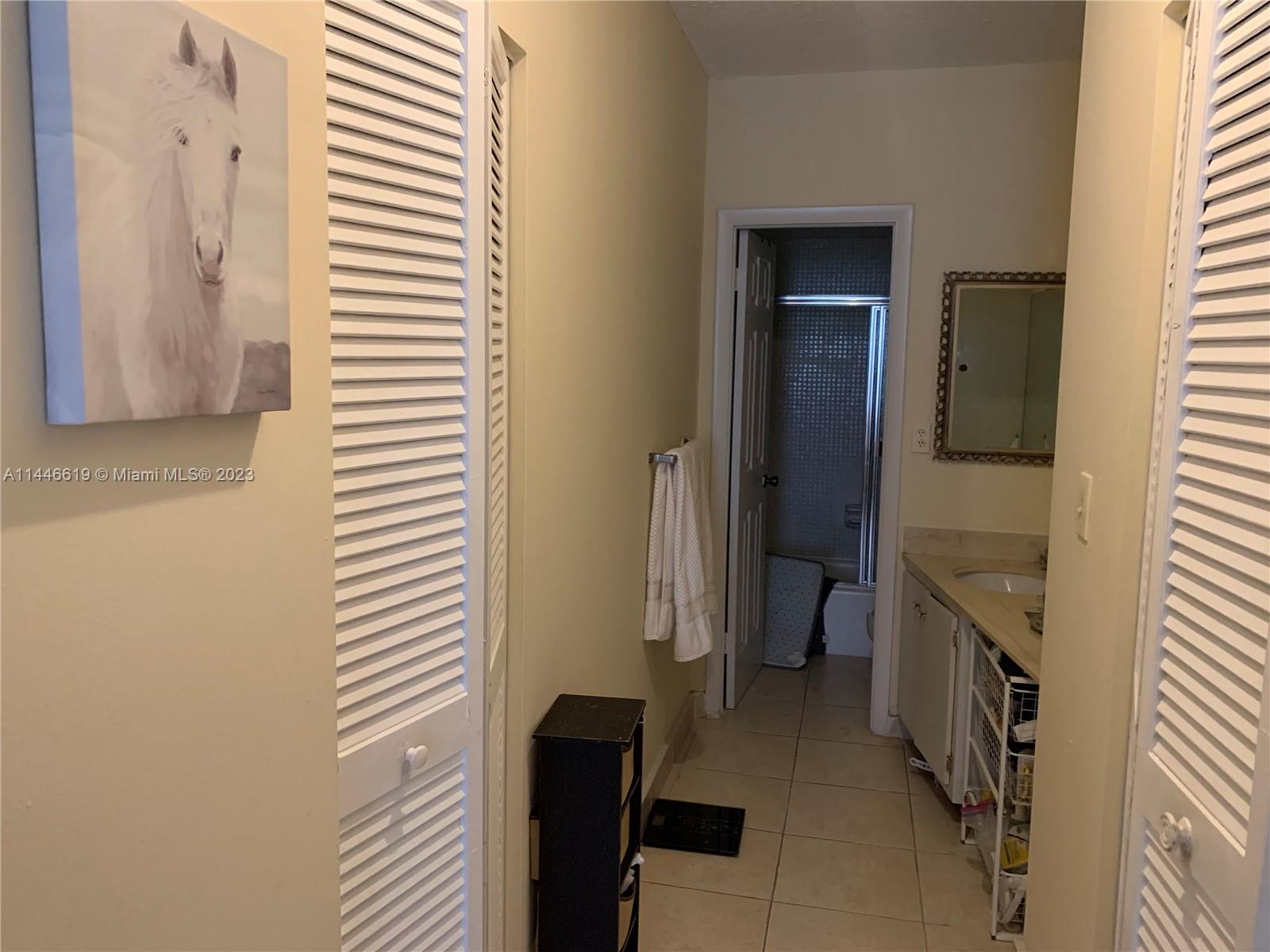 1985 Ocean Dr, Hallandale Beach, FL, 33009 United States, 2 Bedrooms Bedrooms, ,2 BathroomsBathrooms,Residential,For Sale,Ocean Dr,A11446619