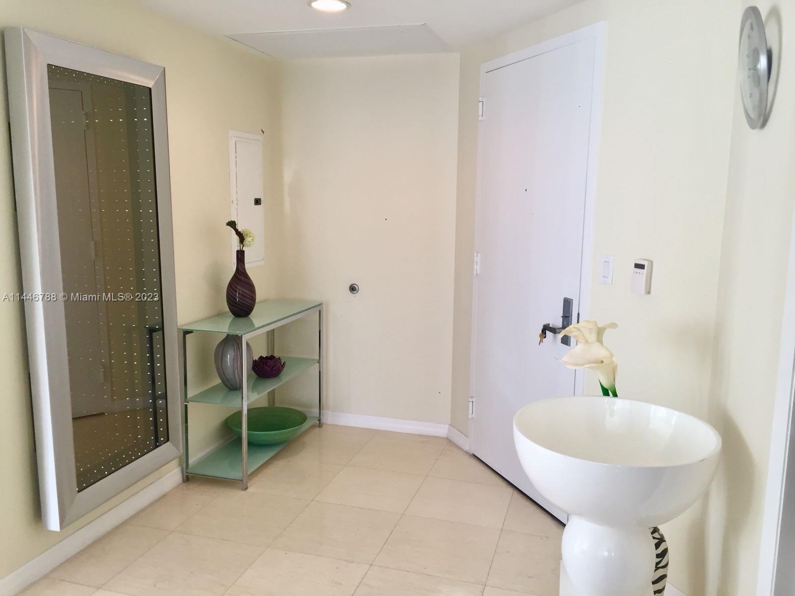 495 Brickell Ave, Miami, FL, 33131 United States, 2 Bedrooms Bedrooms, ,2 BathroomsBathrooms,Residential,For Sale,Brickell Ave,A11446788