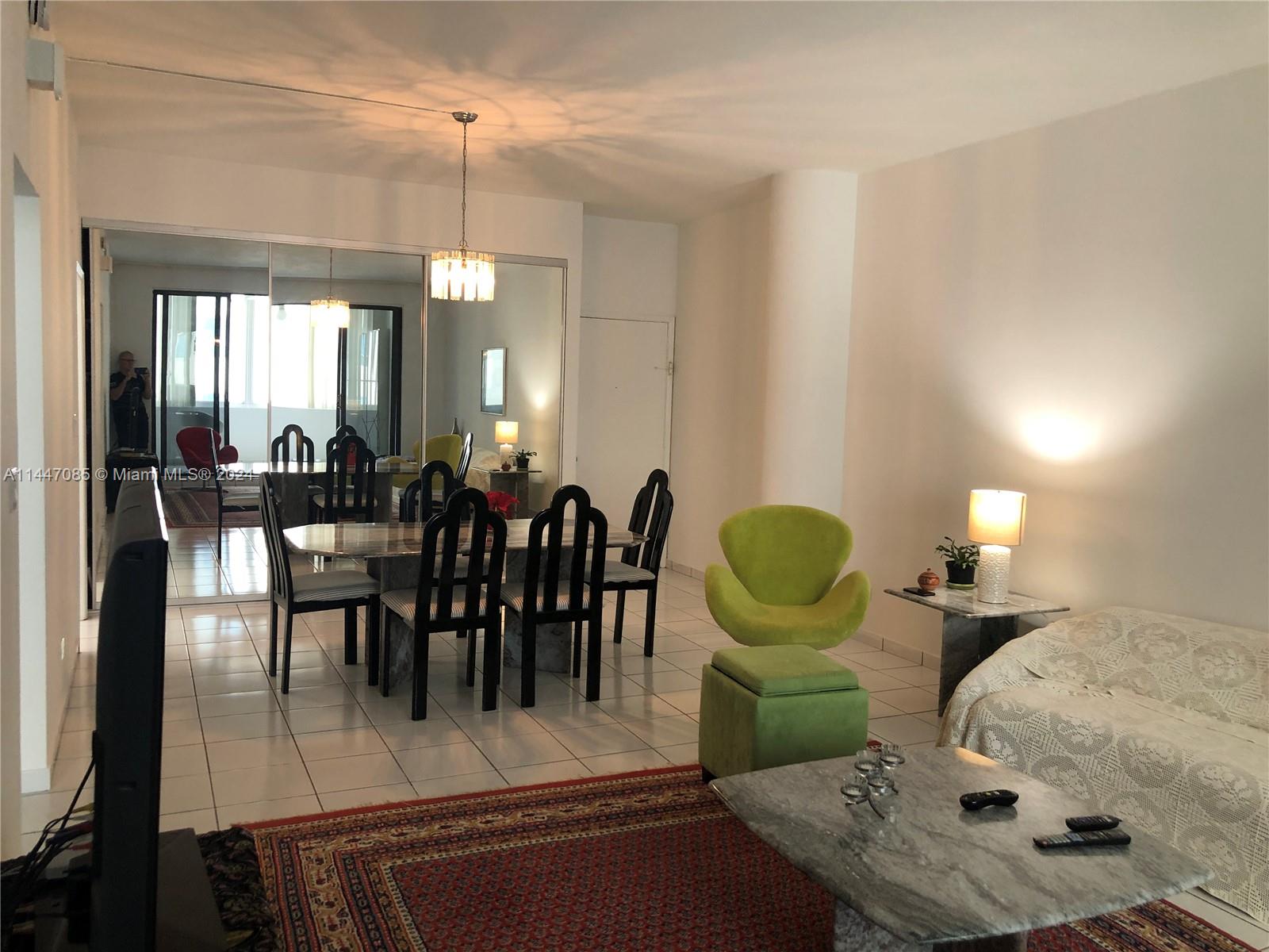 5005 Collins Ave, Miami Beach, FL, 33140 United States, 1 Bedroom Bedrooms, ,1 BathroomBathrooms,Residential,For Sale,Collins Ave,A11447085