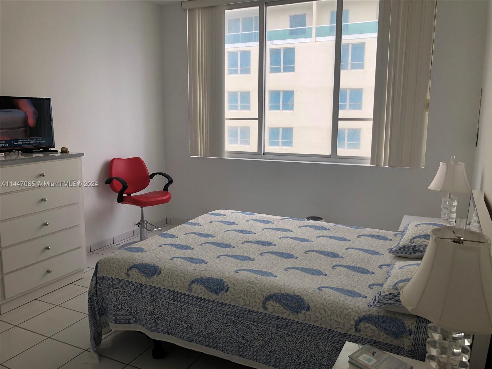 5005 Collins Ave, Miami Beach, FL, 33140 United States, 1 Bedroom Bedrooms, ,1 BathroomBathrooms,Residential,For Sale,Collins Ave,A11447085