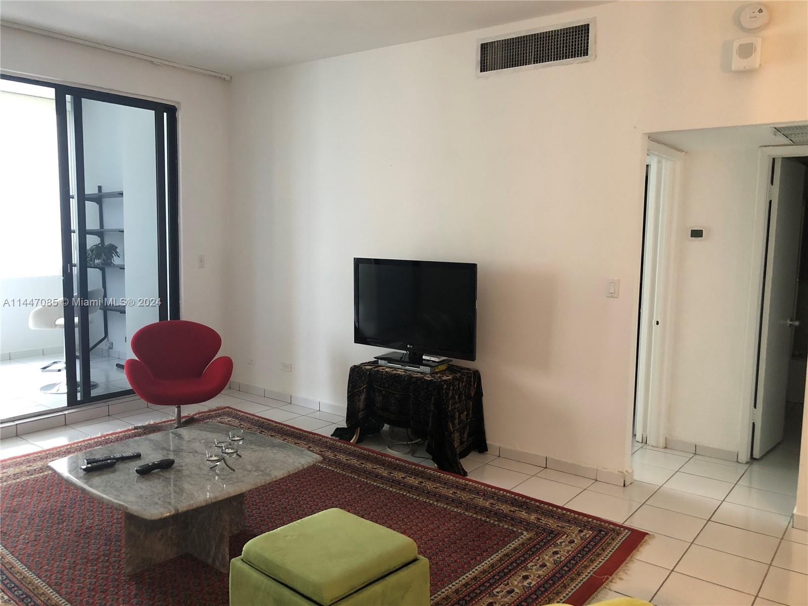 5005 Collins Ave, Miami Beach, FL, 33140 United States, 1 Bedroom Bedrooms, ,1 BathroomBathrooms,Residential,For Sale,Collins Ave,A11447085