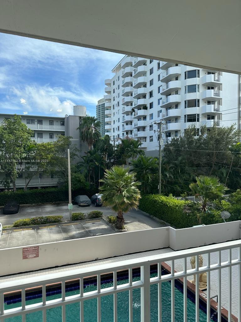 1300 Lincoln Rd E305, Miami Beach, Florida 33139, 1 Bedroom Bedrooms, ,1 BathroomBathrooms,Residentiallease,For Rent,1300 Lincoln Rd E305,A11447102