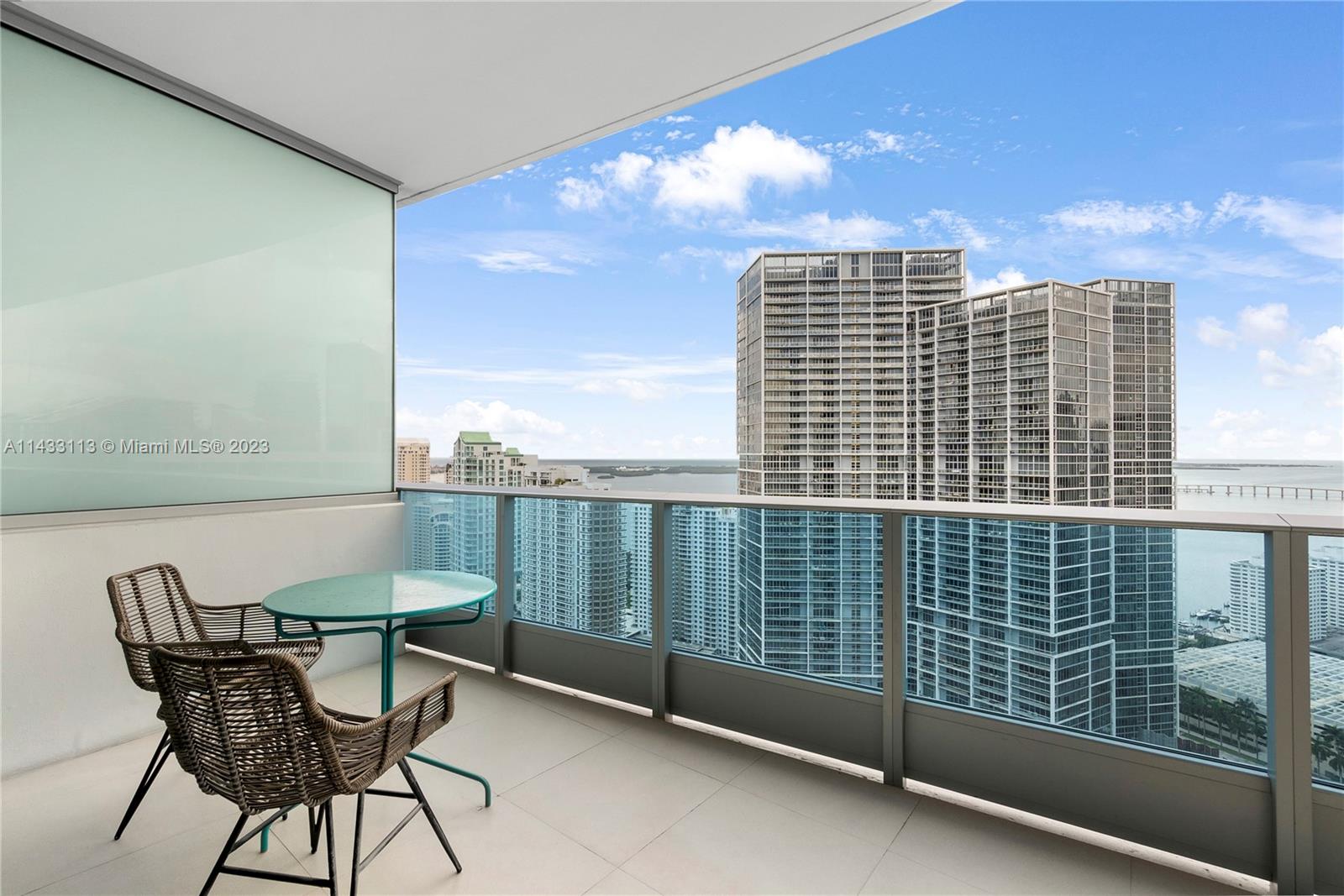 200 Biscayne Boulevard Way, Miami, FL, 33131 United States, 1 Bedroom Bedrooms, ,1 BathroomBathrooms,Residential,For Sale,Biscayne Boulevard Way,A11433113