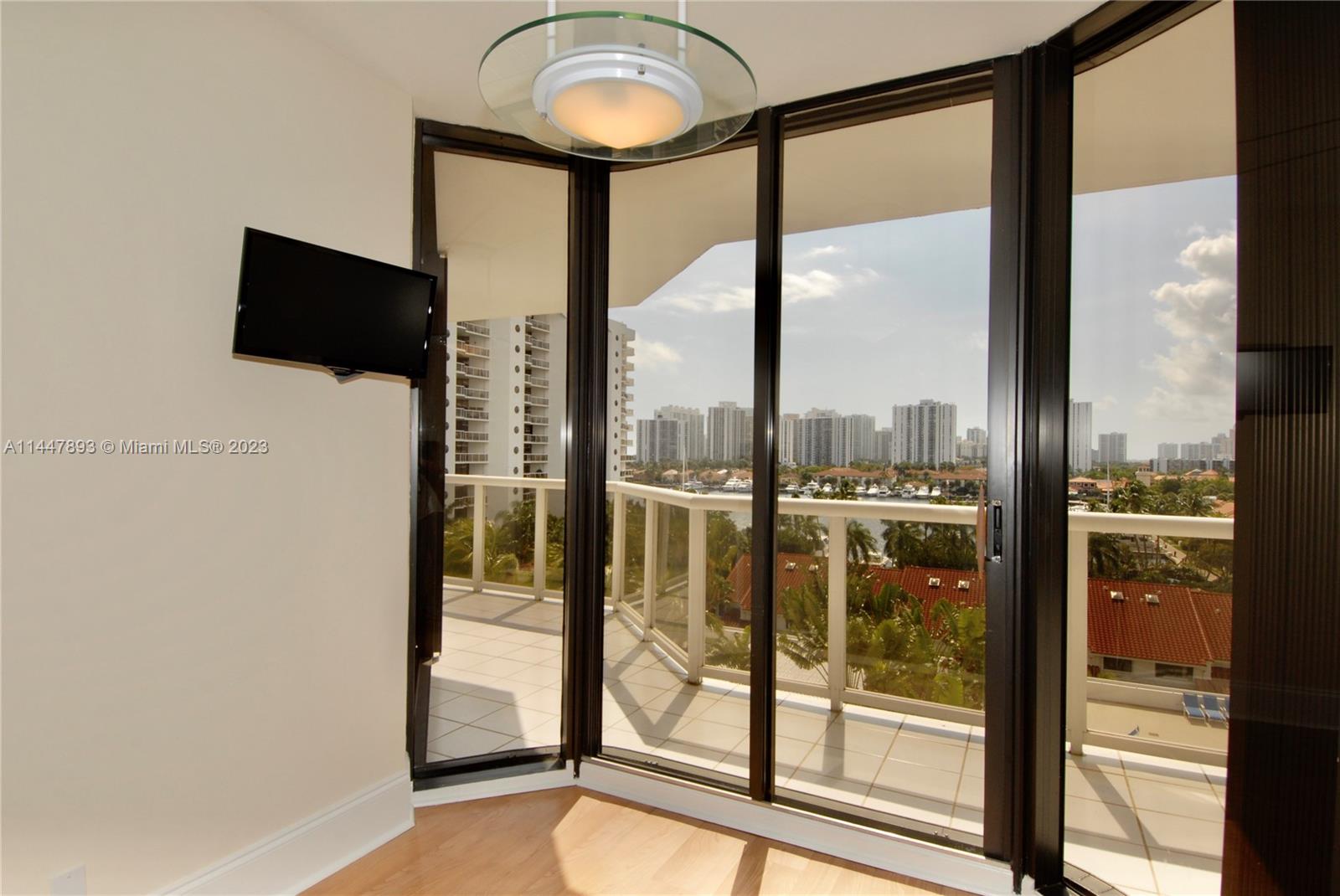 3600 YACHT CLUB DR 704, Aventura, Florida 33180, 2 Bedrooms Bedrooms, ,2 BathroomsBathrooms,Residentiallease,For Rent,3600 YACHT CLUB DR 704,A11447893