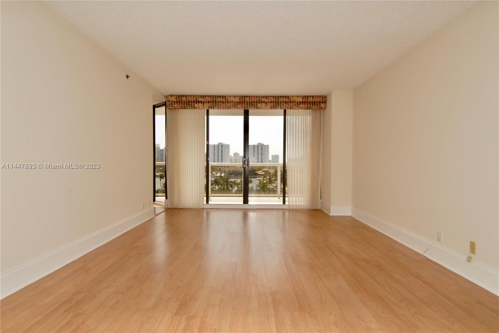 3600 YACHT CLUB DR 704, Aventura, Florida 33180, 2 Bedrooms Bedrooms, ,2 BathroomsBathrooms,Residentiallease,For Rent,3600 YACHT CLUB DR 704,A11447893