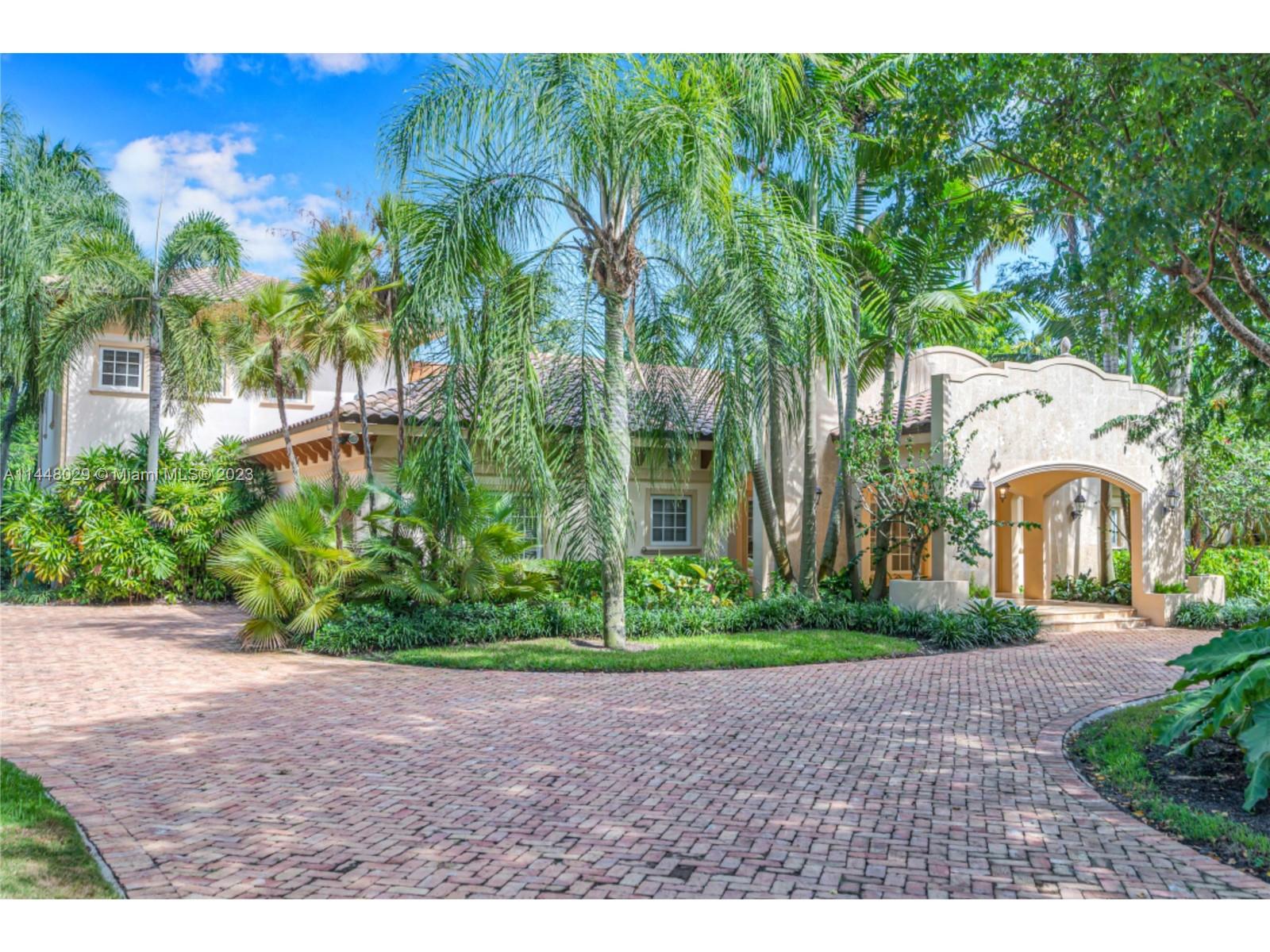 9601 68th Ave, Pinecrest, FL, 33156 United States, 5 Bedrooms Bedrooms, ,5 BathroomsBathrooms,Residential,For Sale,68th Ave,A11448029