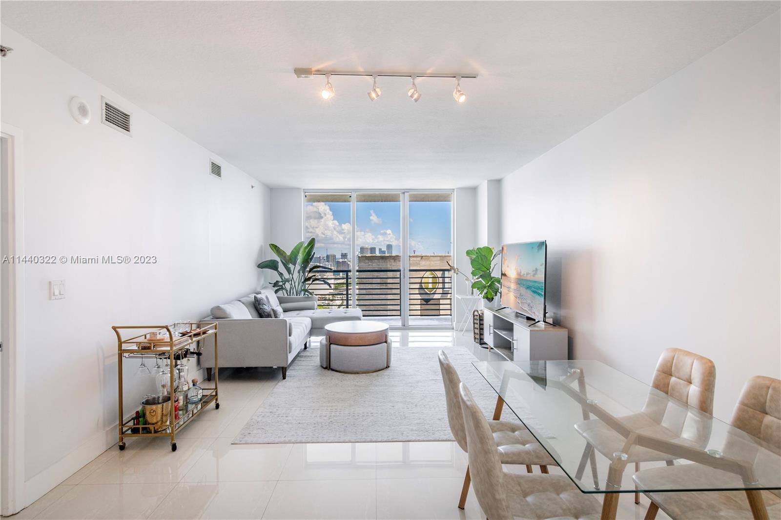 335 S Biscayne Blvd 3900, Miami, Florida 33131, 2 Bedrooms Bedrooms, ,2 BathroomsBathrooms,Residential,For Sale,335 S Biscayne Blvd 3900,A11440322