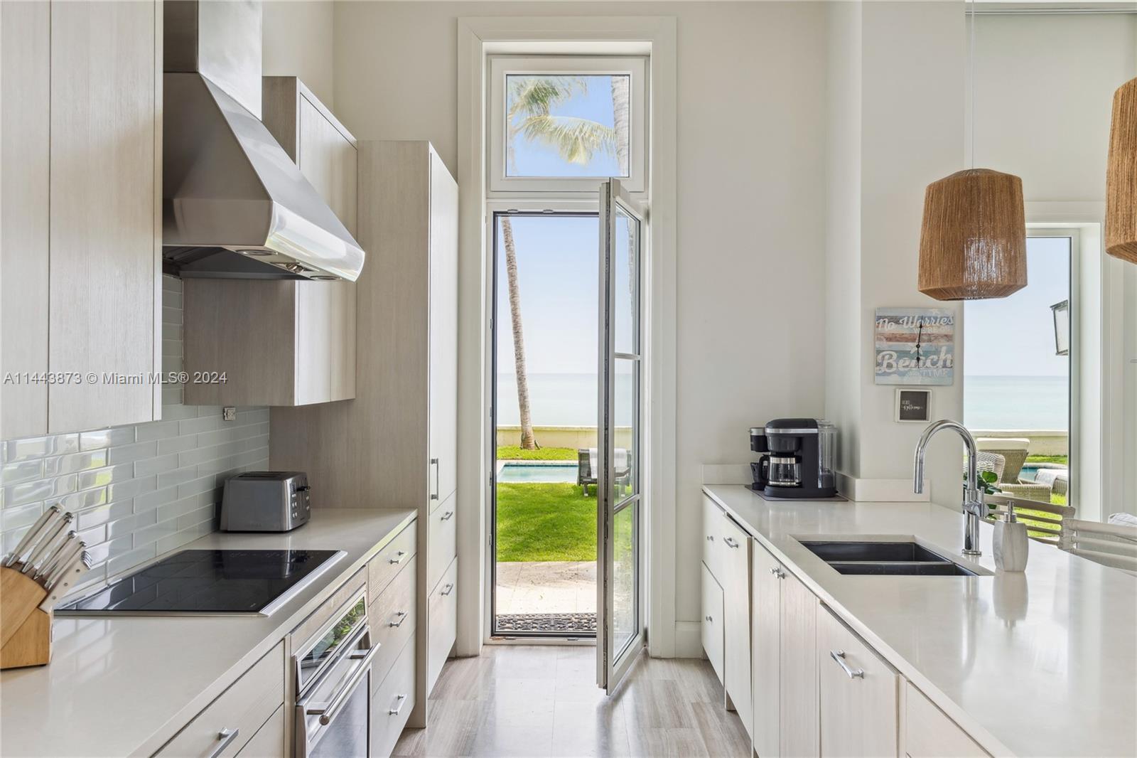 Villa 4 Beach House Villas, FL, BS, 3 Bedrooms Bedrooms, ,3 BathroomsBathrooms,Residential,For Sale,Beach House Villas,A11443873