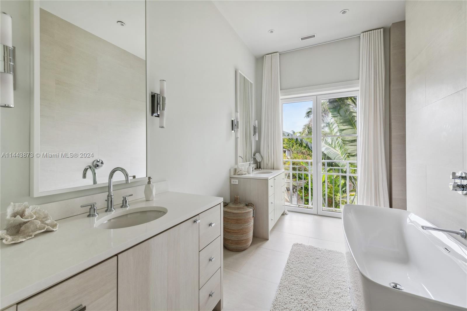 Villa 4 Beach House Villas, FL, BS, 3 Bedrooms Bedrooms, ,3 BathroomsBathrooms,Residential,For Sale,Beach House Villas,A11443873