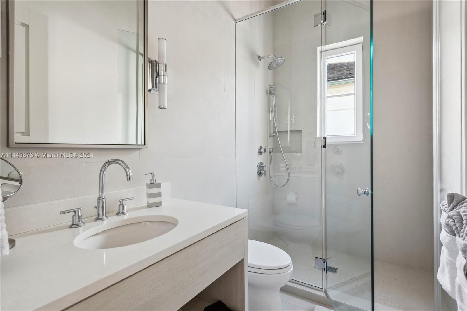 Villa 4 Beach House Villas, FL, BS, 3 Bedrooms Bedrooms, ,3 BathroomsBathrooms,Residential,For Sale,Beach House Villas,A11443873