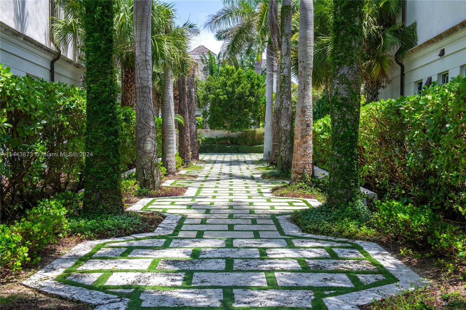 Villa 4 Beach House Villas, FL, BS, 3 Bedrooms Bedrooms, ,3 BathroomsBathrooms,Residential,For Sale,Beach House Villas,A11443873