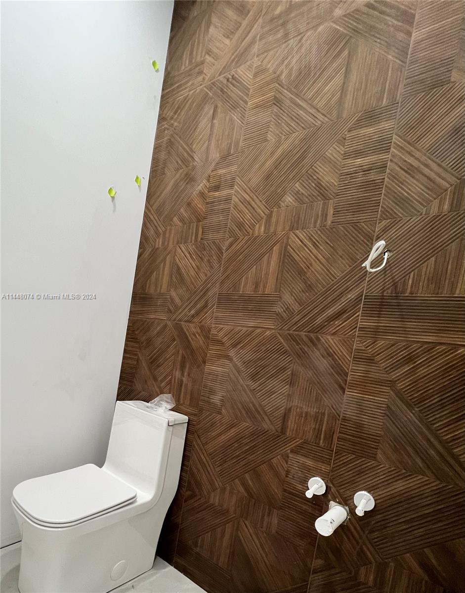 6401 84th St, Miami, FL, 33143 United States, 6 Bedrooms Bedrooms, ,7 BathroomsBathrooms,Residential,For Sale,84th St,A11448074