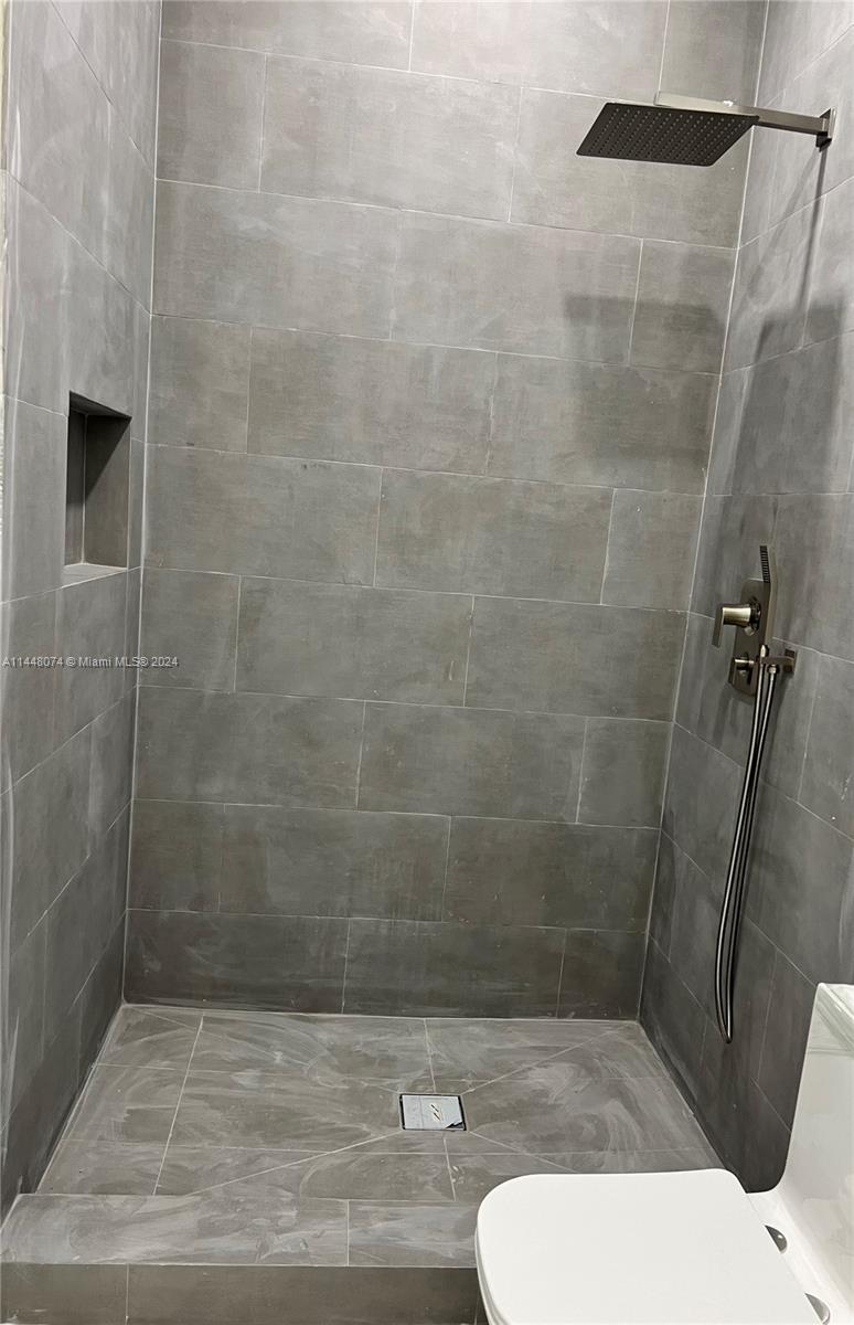 6401 84th St, Miami, FL, 33143 United States, 6 Bedrooms Bedrooms, ,7 BathroomsBathrooms,Residential,For Sale,84th St,A11448074