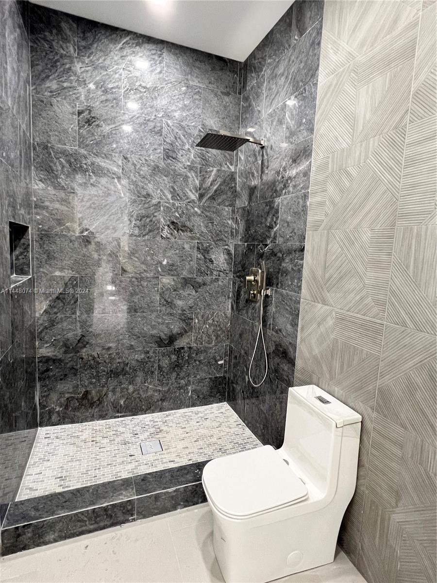 6401 84th St, Miami, FL, 33143 United States, 6 Bedrooms Bedrooms, ,7 BathroomsBathrooms,Residential,For Sale,84th St,A11448074