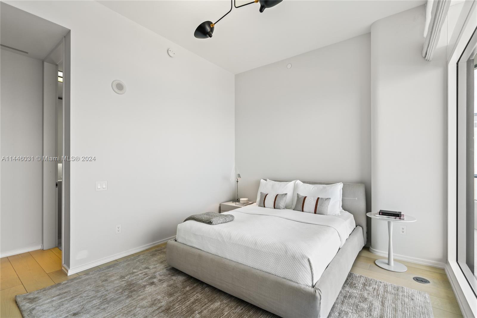 3315 Collins Ave, Miami Beach, FL, 33140 United States, 2 Bedrooms Bedrooms, ,2 BathroomsBathrooms,Residential,For Sale,Collins Ave,A11446031