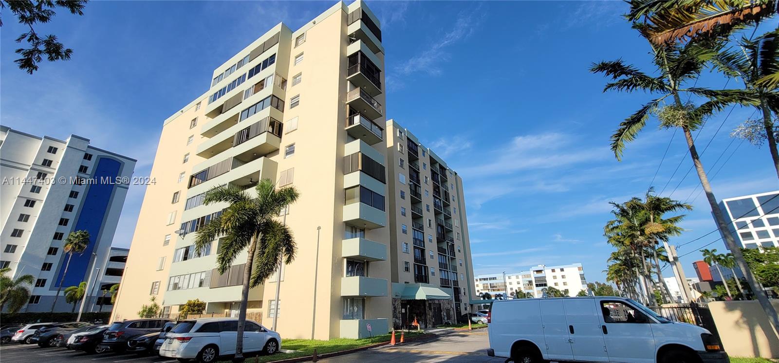 5055 7th St, Miami, FL, 33126 United States, 2 Bedrooms Bedrooms, ,2 BathroomsBathrooms,Residential,For Sale,7th St,A11447403