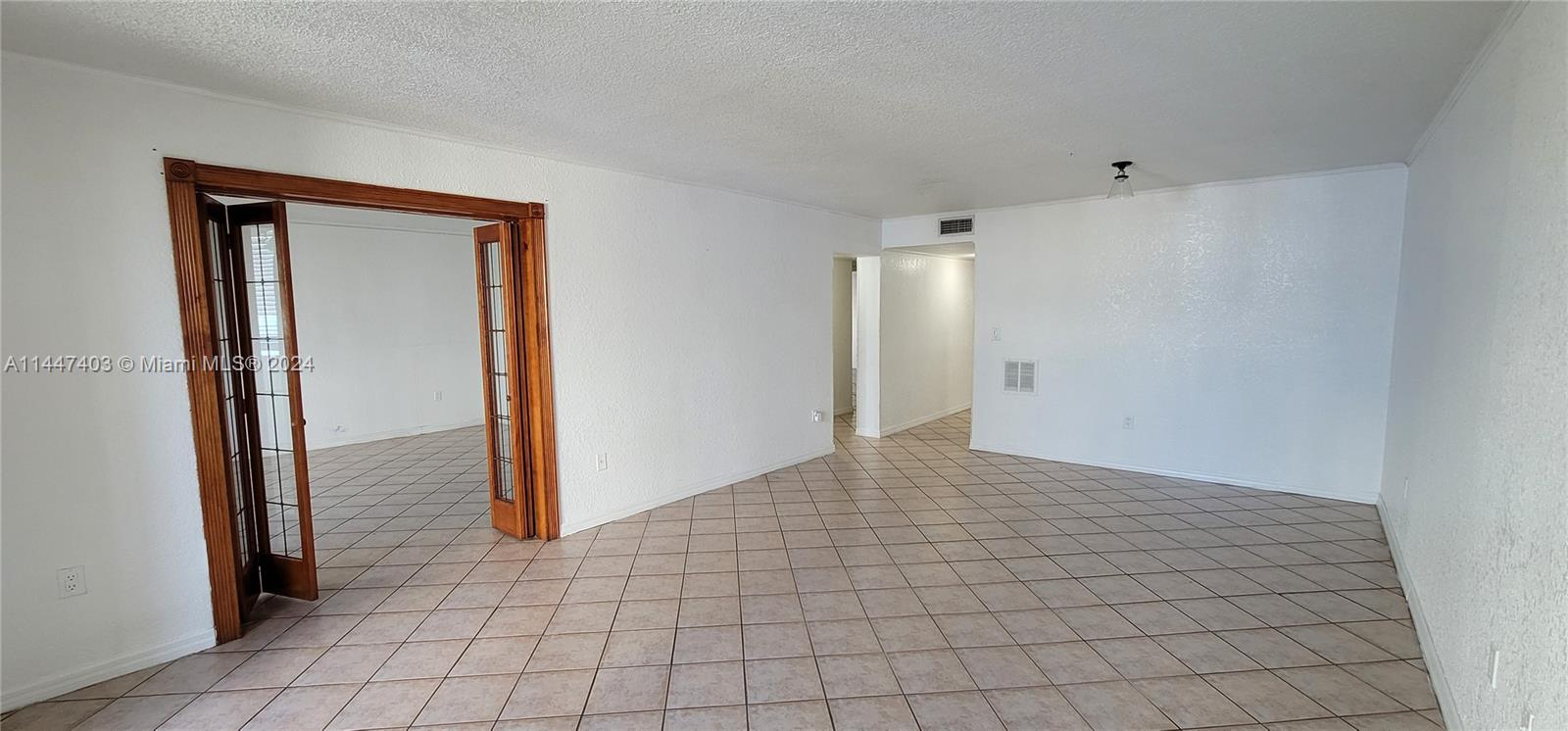 5055 7th St, Miami, FL, 33126 United States, 2 Bedrooms Bedrooms, ,2 BathroomsBathrooms,Residential,For Sale,7th St,A11447403