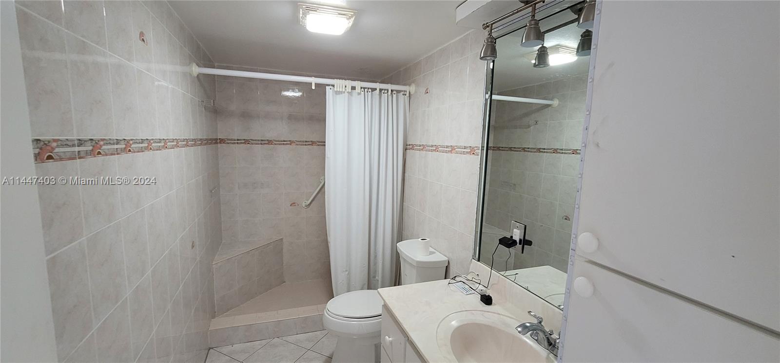 5055 7th St, Miami, FL, 33126 United States, 2 Bedrooms Bedrooms, ,2 BathroomsBathrooms,Residential,For Sale,7th St,A11447403