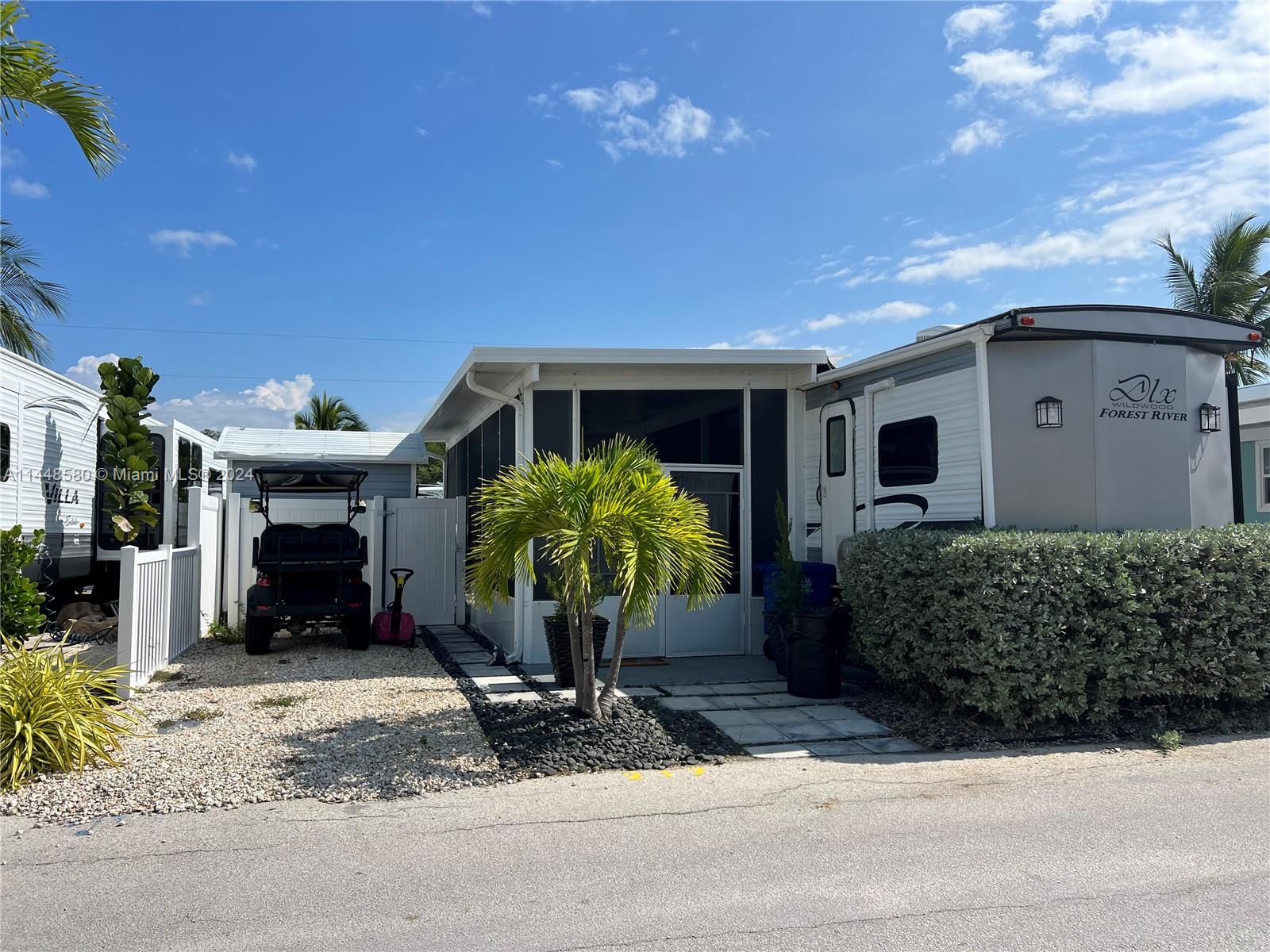 325 Calusa St Lot 217, Key Largo, FL, 33037 United States, 2 Bedrooms Bedrooms, ,2 BathroomsBathrooms,Residential,For Sale,Calusa St Lot 217,A11448580