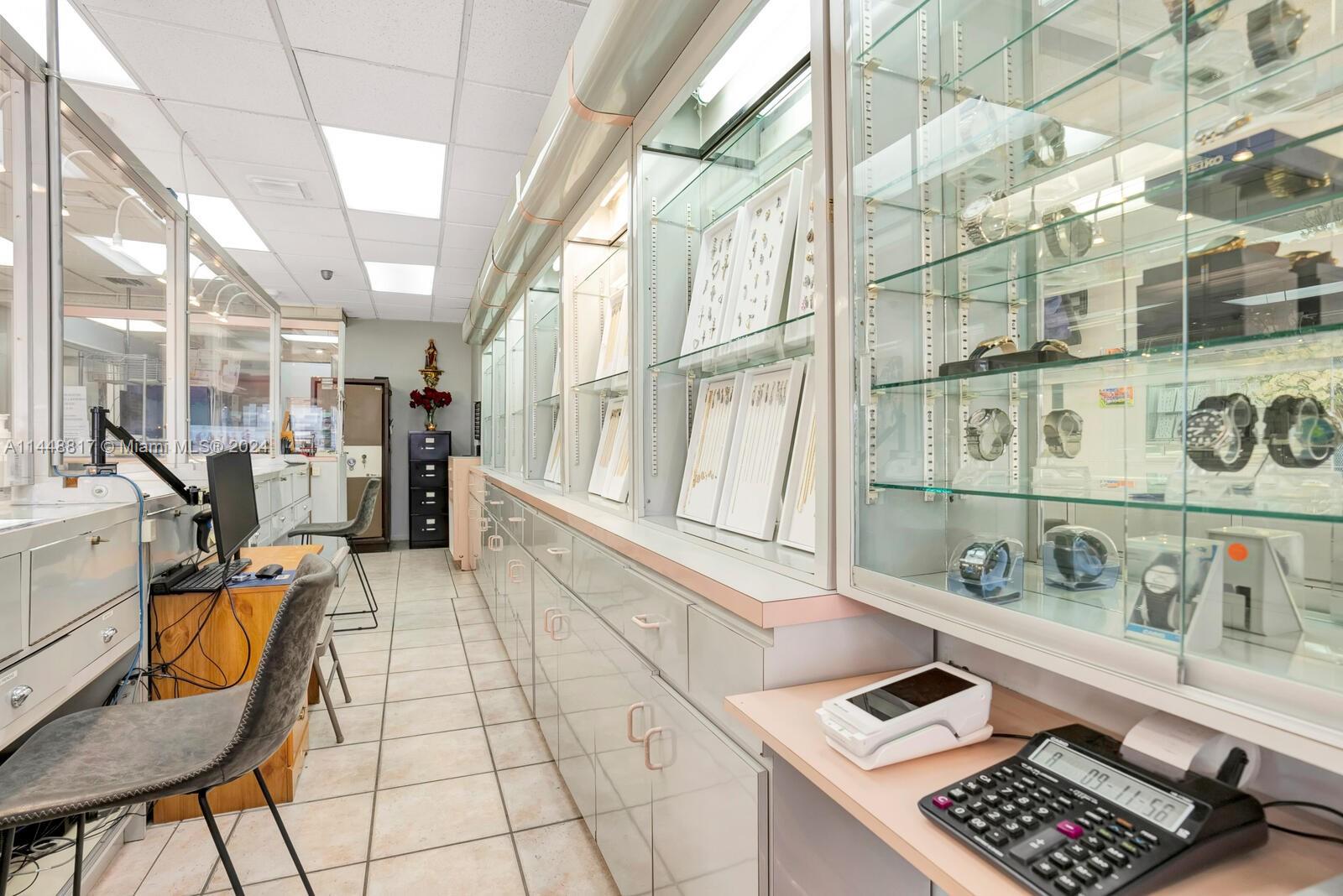 5169 SW 8th St, Miami, Florida 33134, ,Businessopportunity,For Sale,5169 SW 8th St,A11448817