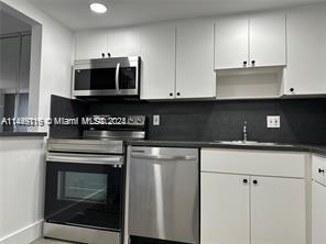 13499 Biscayne Blvd, North Miami, FL, 33181 United States, 2 Bedrooms Bedrooms, ,2 BathroomsBathrooms,Residential,For Sale,Biscayne Blvd,A11449116