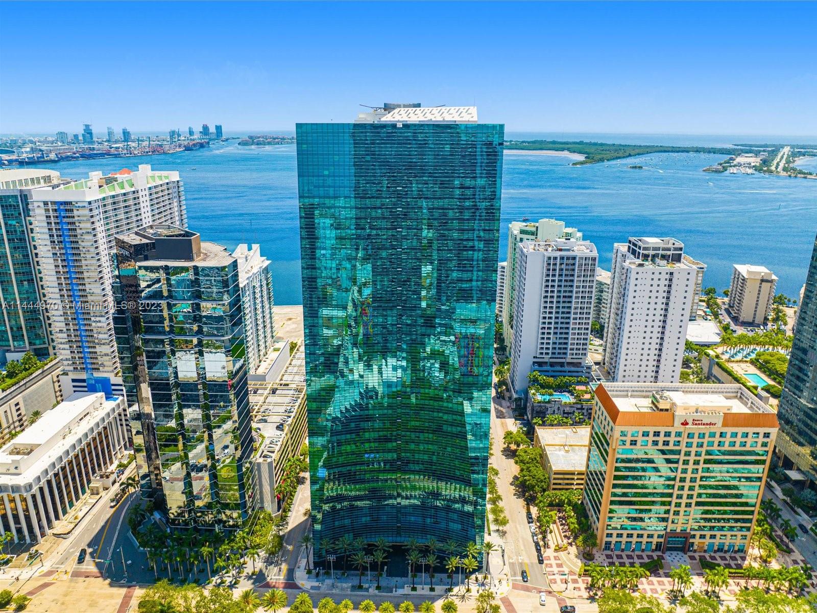 1395 Brickell Ave, Miami, FL, 33131 United States, 1 Bedroom Bedrooms, ,1 BathroomBathrooms,Residential,For Sale,Brickell Ave,A11444970