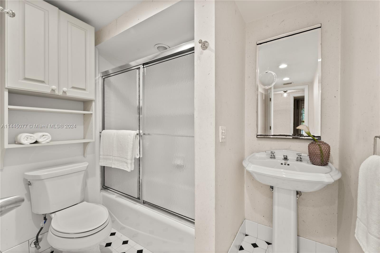 2716 Granada Blvd, Coral Gables, FL, 33134 United States, 6 Bedrooms Bedrooms, ,5 BathroomsBathrooms,Residential,For Sale,Granada Blvd,A11445077